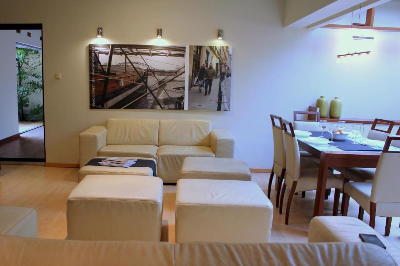 Apartment With Garden In City Center Krakau Exterior foto